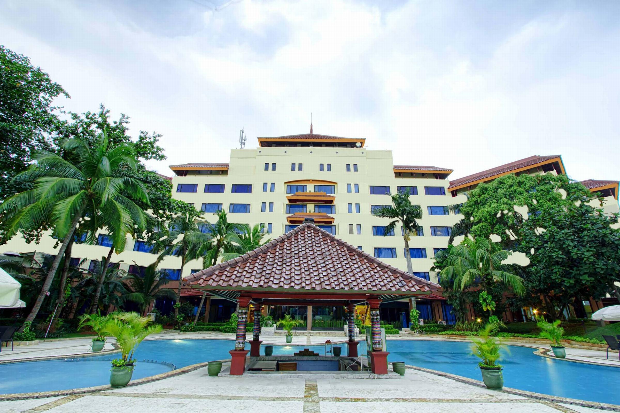 Hotel Sahid Jaya Lippo Cikarang Exteriör bild